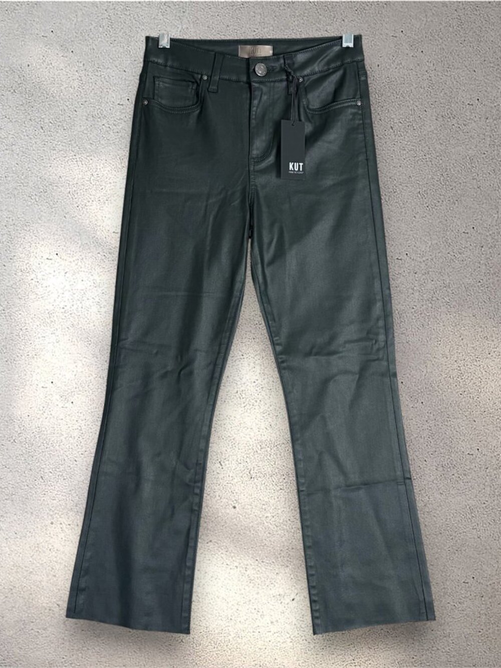 NWT KUT From The Kloth Kelsey Kick Flare Jeans Women’s 0 Green Coated Y2K Chic